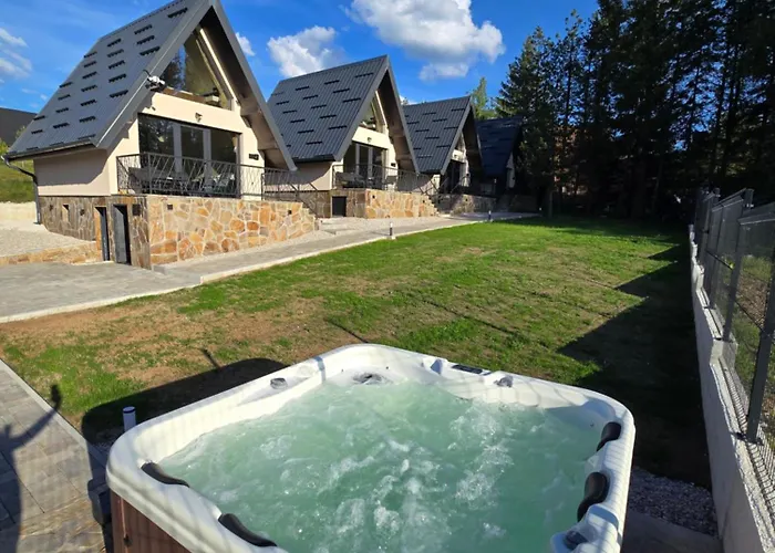 Zen Luxury Houses & Spa